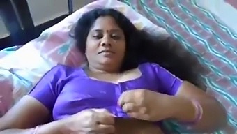 Desi Wife Muskan Rani'S Sensual Encounter In Her South Indian House