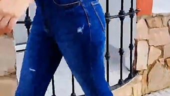 The Most Attractive Person Ever Strolling On The Street Without A Bra
