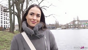جلسة الصب المكثفة في ليديا ماوس96 مع الجنس العنيف والجسم الموشوم ..